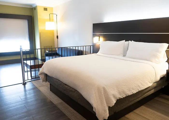 Holiday Inn Express & Suites Columbia-Fort Jackson By Ihg