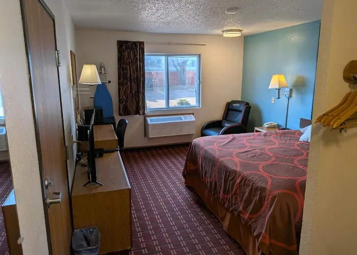 Super 8 By Wyndham Plano/Dallas Area