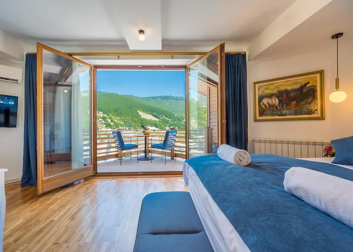 Tara Kanjon Hotel