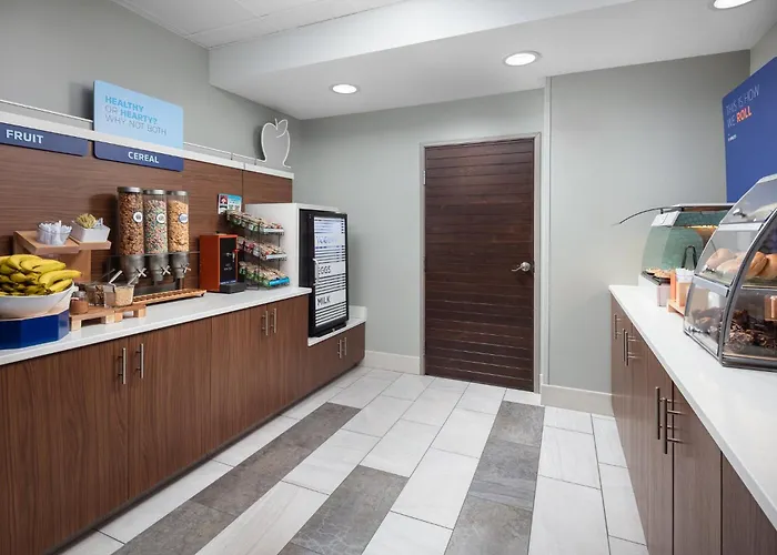Holiday Inn Express Hastings By Ihg