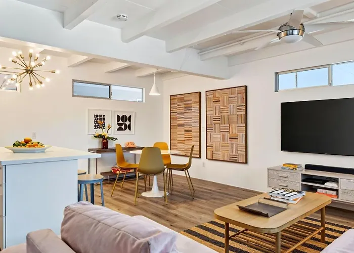 The Wesley By Avantstay Palm Springs