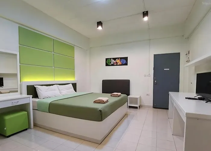 Uj Apartment