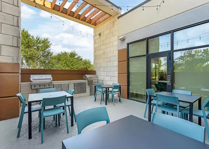 Home2 Suites By Hilton Dallas Desoto