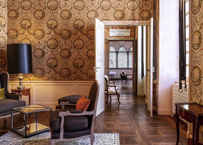 Mercure Figeac Viguier Du Roy