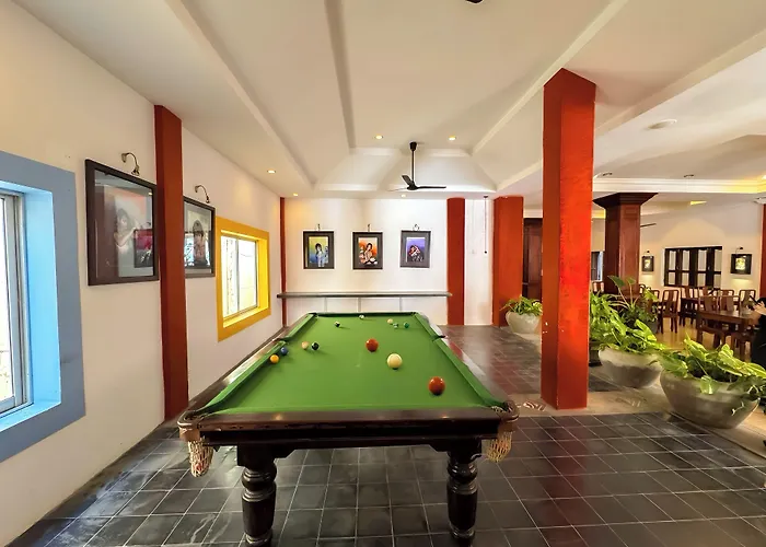 Vplus Hotel
