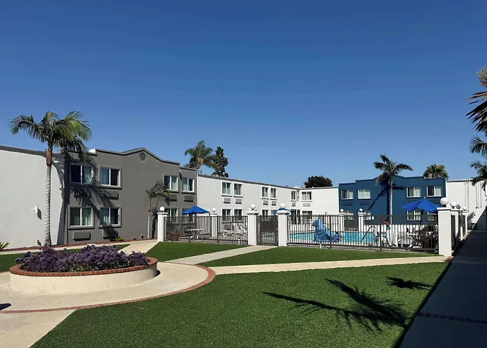 Studio 6 Suites Carson, Ca
