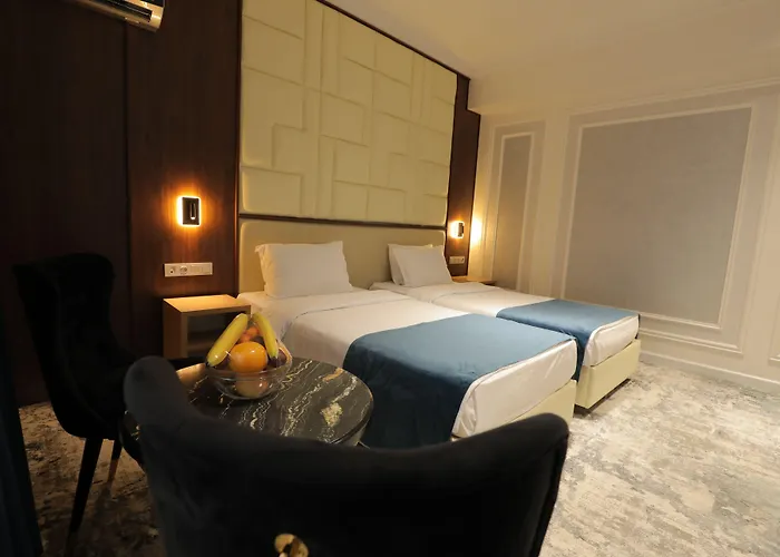 Friday Old City Hotel