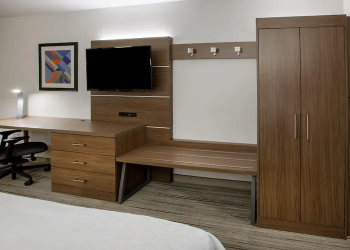 Holiday Inn Express & Suites Leander By Ihg