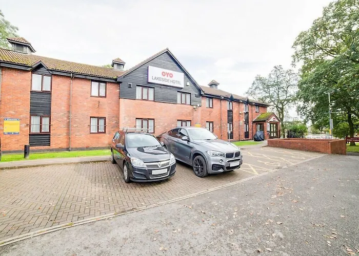 Oyo Lakeside Haydock Hotel, St Helens, A580 East Lancs, Garswood Old Road