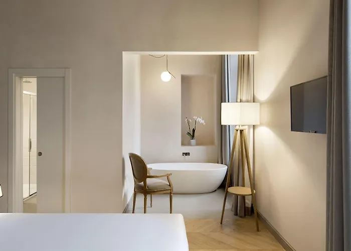 Opera35 Boutique Hotel
