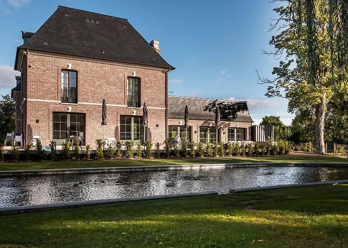 Les Jardins De Josephine - Le Manoir