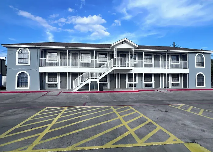 Hwy 59 Motel Laredo Medical Center