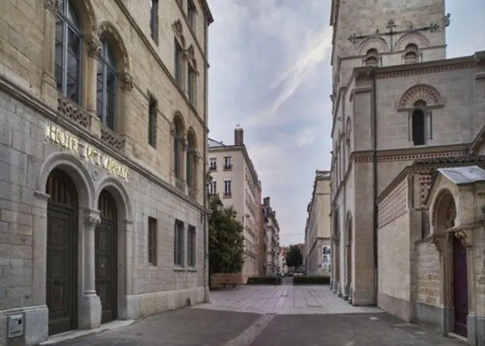 Hotel De L'Abbaye Lyon - Boutique Hotel