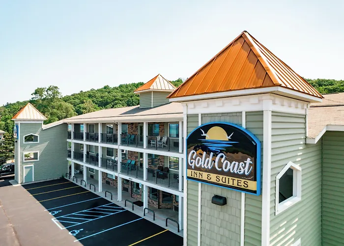 Gold Coast Inn - At The Bay In Traverse City