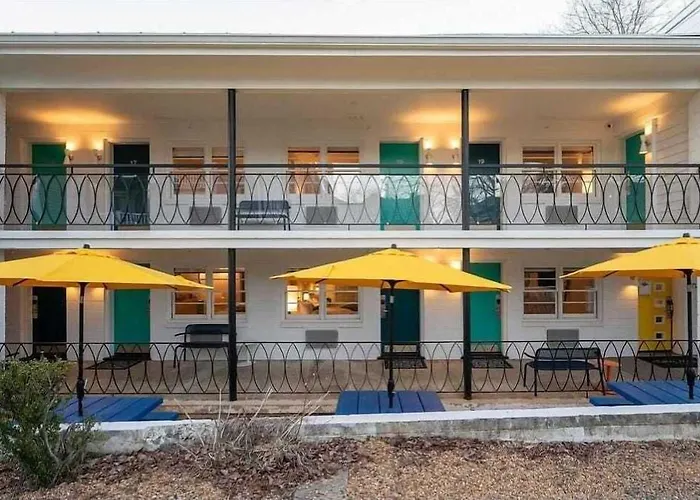 Little Mod Hotel At The University