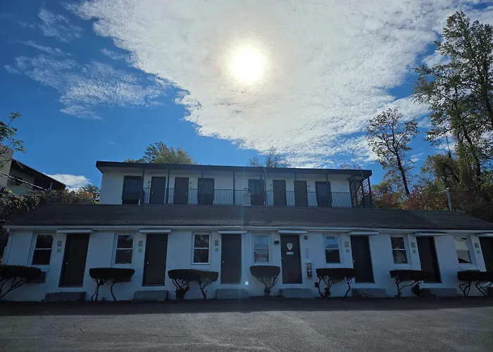 Penn Lodge Hotel & Suites Philadelphia - Bensalem