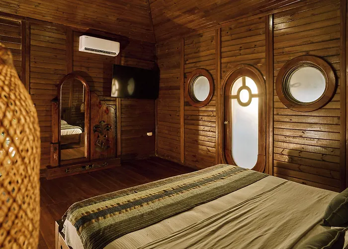 Mucura Club Hotel