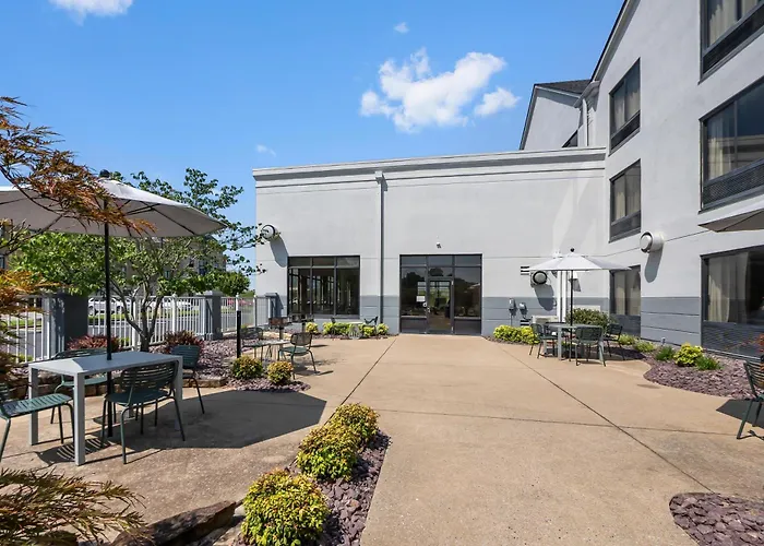 Spark By Hilton Paducah