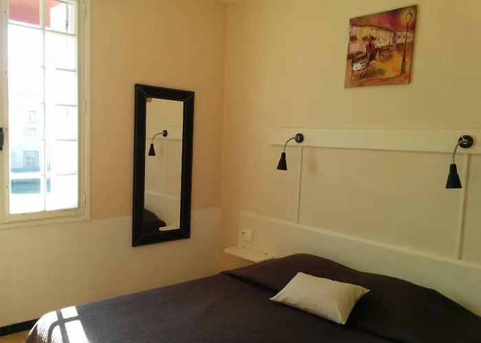 Hotel Araur