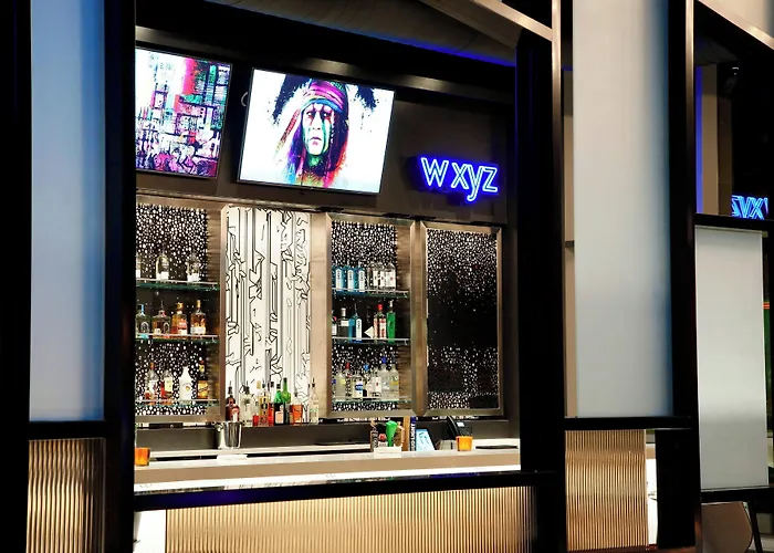 Aloft By Marriott Chicago Mag Mile