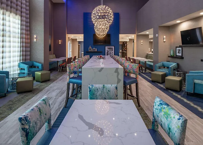 Hampton Inn & Suites Dallas/Plano Central