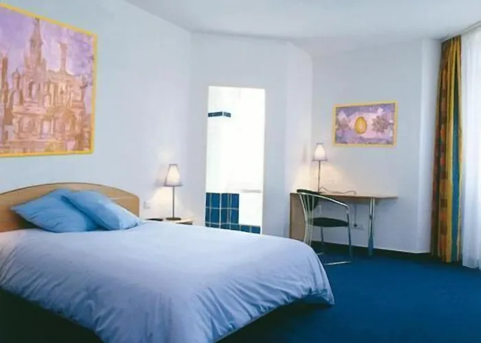 Amadeus Hotel