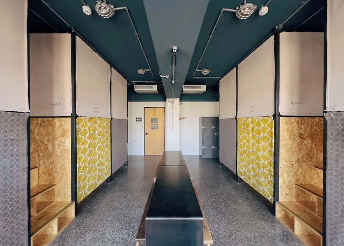 U.I.J Hotel&Hostel