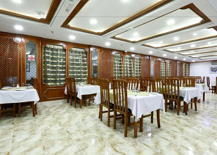 La Villa Suites Hotel