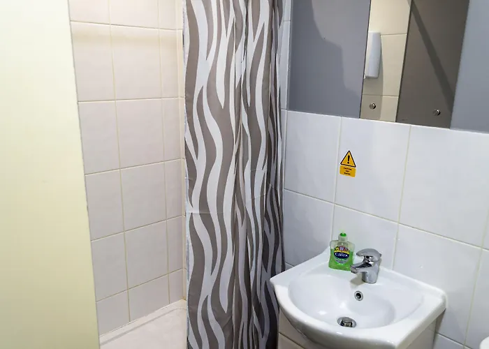 Lymedale Suites Studios & Aparthotel In Newcastle Under Lyme & Stoke
