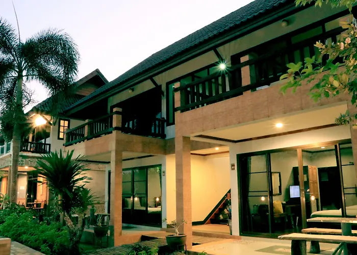 BaanRimNam Resort Trat