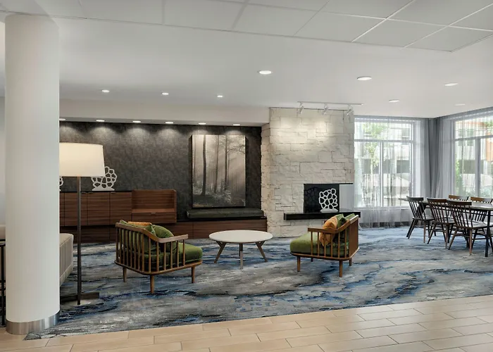Fairfield Inn & Suites By Marriott Cincinnati Uptown/University Area