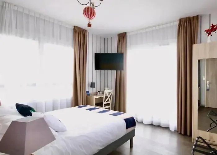 The Originals Boutique, Hotel Lakeside, Biscarrosse , Lac