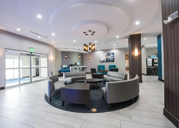 Holiday Inn Express & Suites Houston - Hobby Airport Area By Ihg