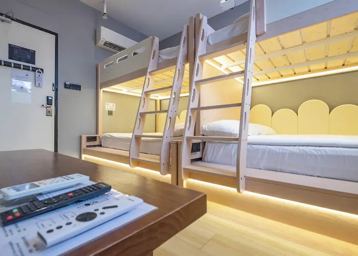 Rest Chinatown Hotel