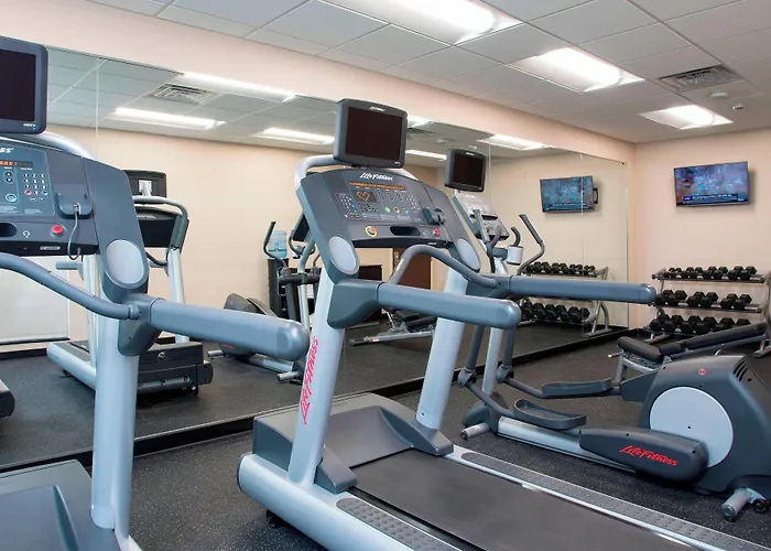 Fairfield Inn & Suites By Marriott Jackson Clinton
