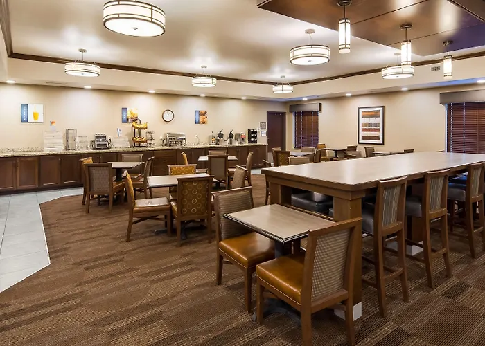 Best Western Plus Lincoln Inn&Suites
