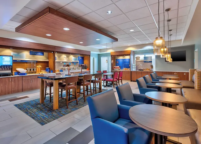 Holiday Inn Express & Suites - Effingham By Ihg