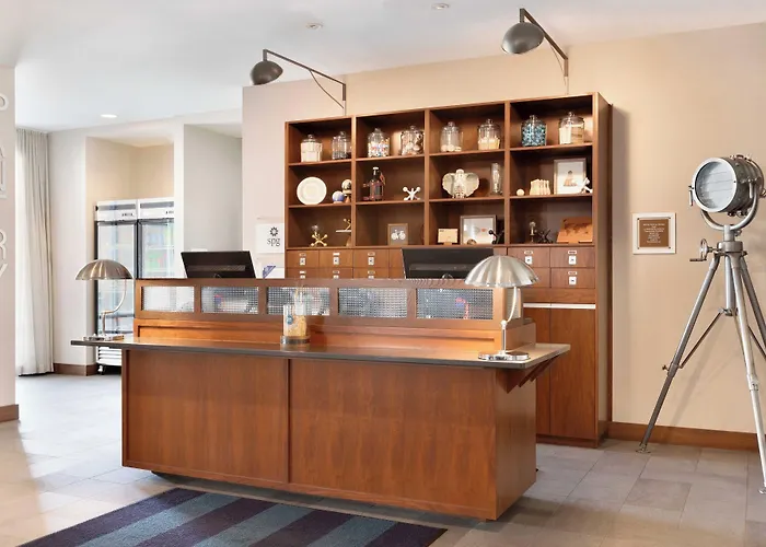 Four Points By Sheraton Fargo Medical Center