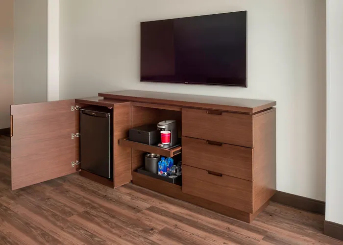 Buffalo Marriott At Lecom Harborcenter