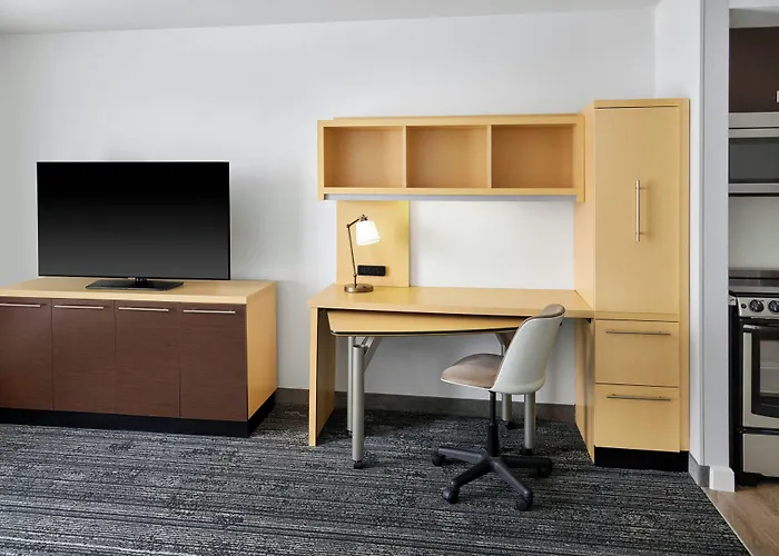Towneplace Suites By Marriott Lawrence Downtown