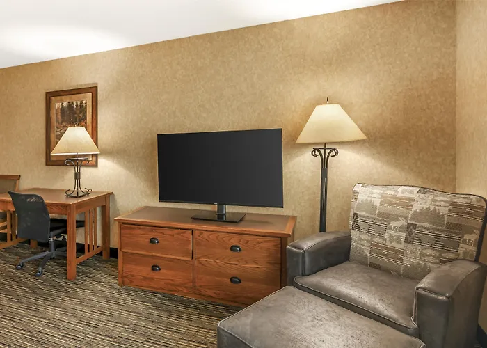 Best Western Plus Kelly Inn&Suites