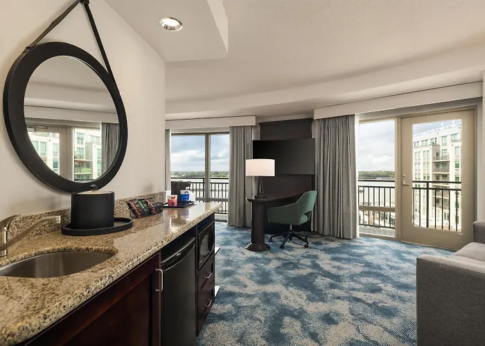 Hampton Inn & Suites Baton Rouge Downtown