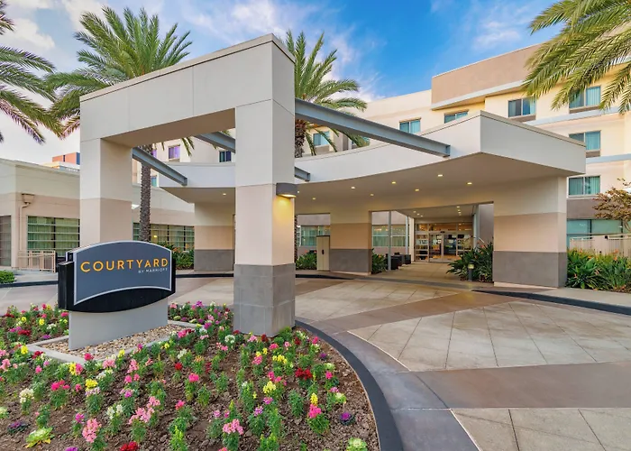 Courtyard By Marriott Santa Ana Orange County
