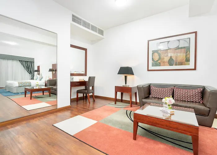 Golden Sands Hotel&Residences