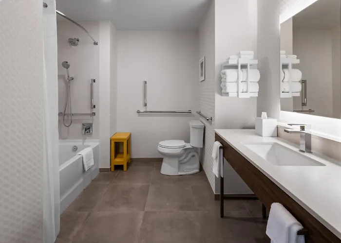 Hampton Inn & Suites Richmond Glenside