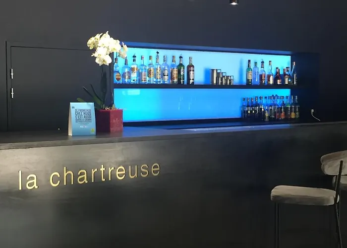 La Chartreuse Logis Hotel Restaurant
