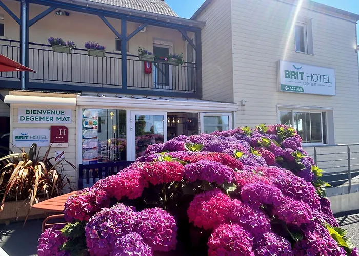 Brit Hotel Confort Lannion Vers Perros-Guirec