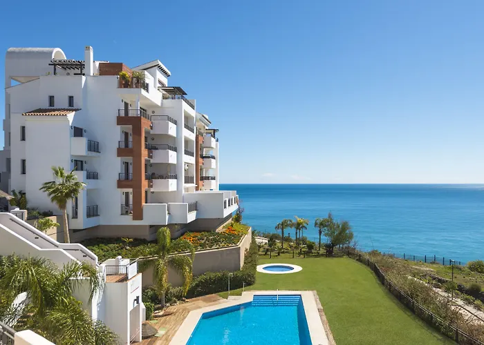 Olee Nerja Holiday Rentals By Fuerte Group