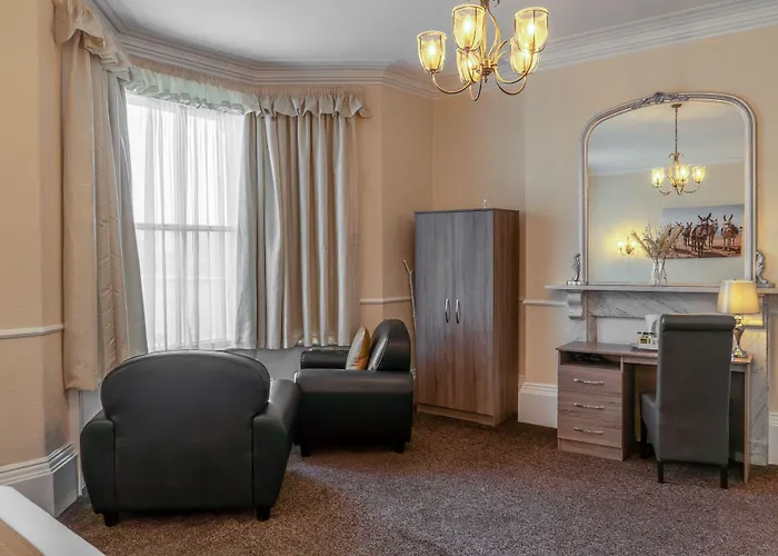 Clifton Hotel