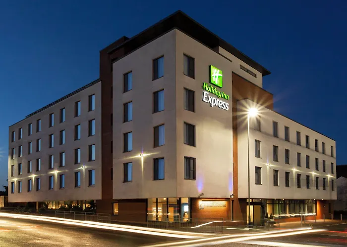Holiday Inn Express Cheltenham Town Centre By Ihg